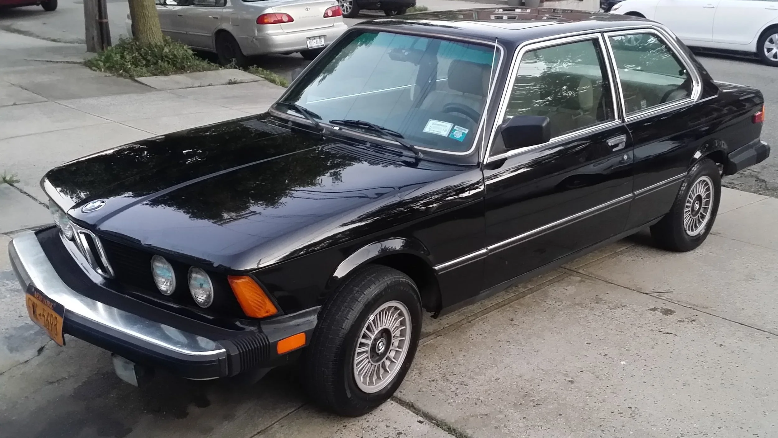 BMW+e21.81.320i-8021408.jpg?